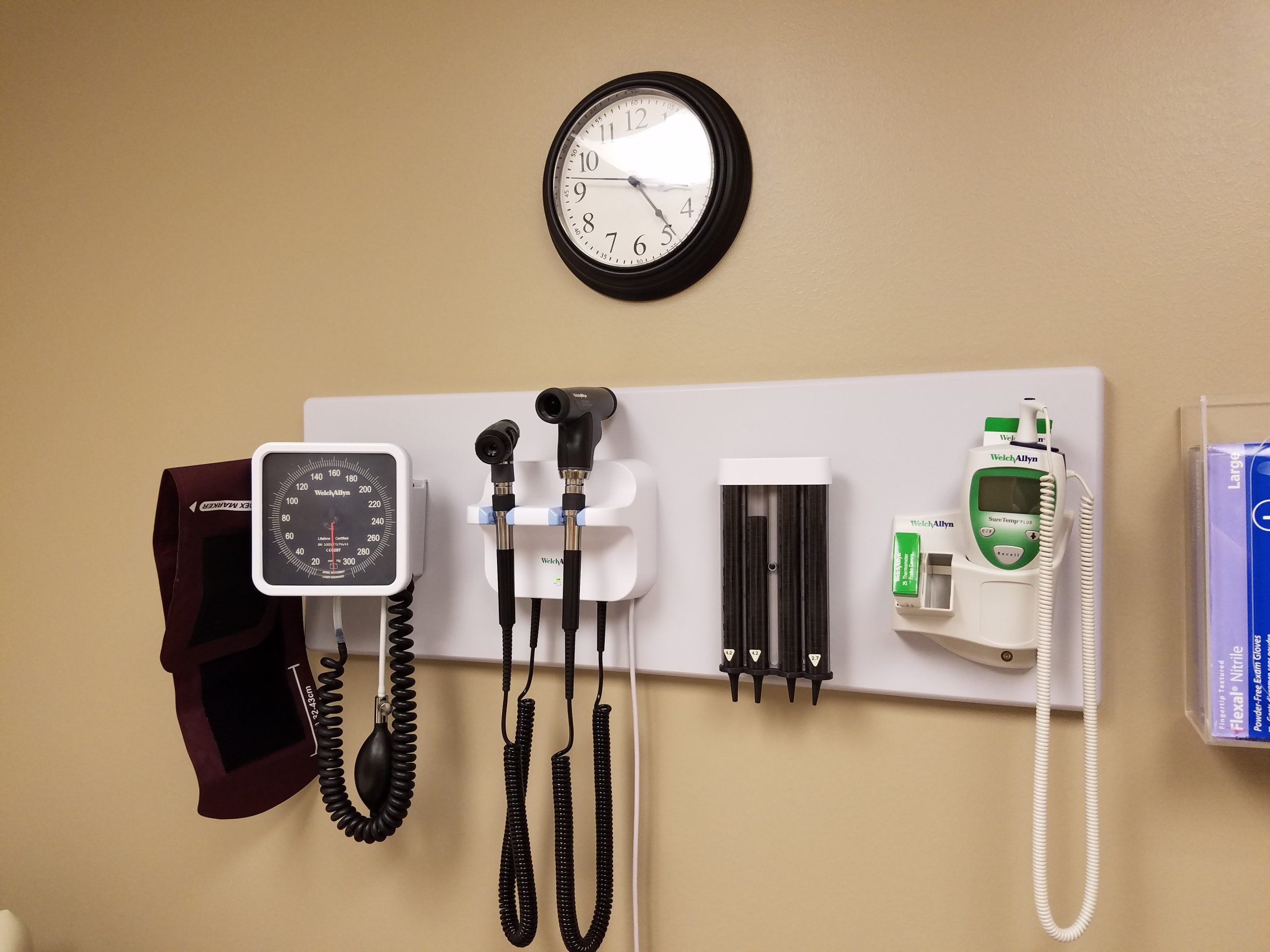 Time Convention For Healthcare, 12- or 24-Hour Clock